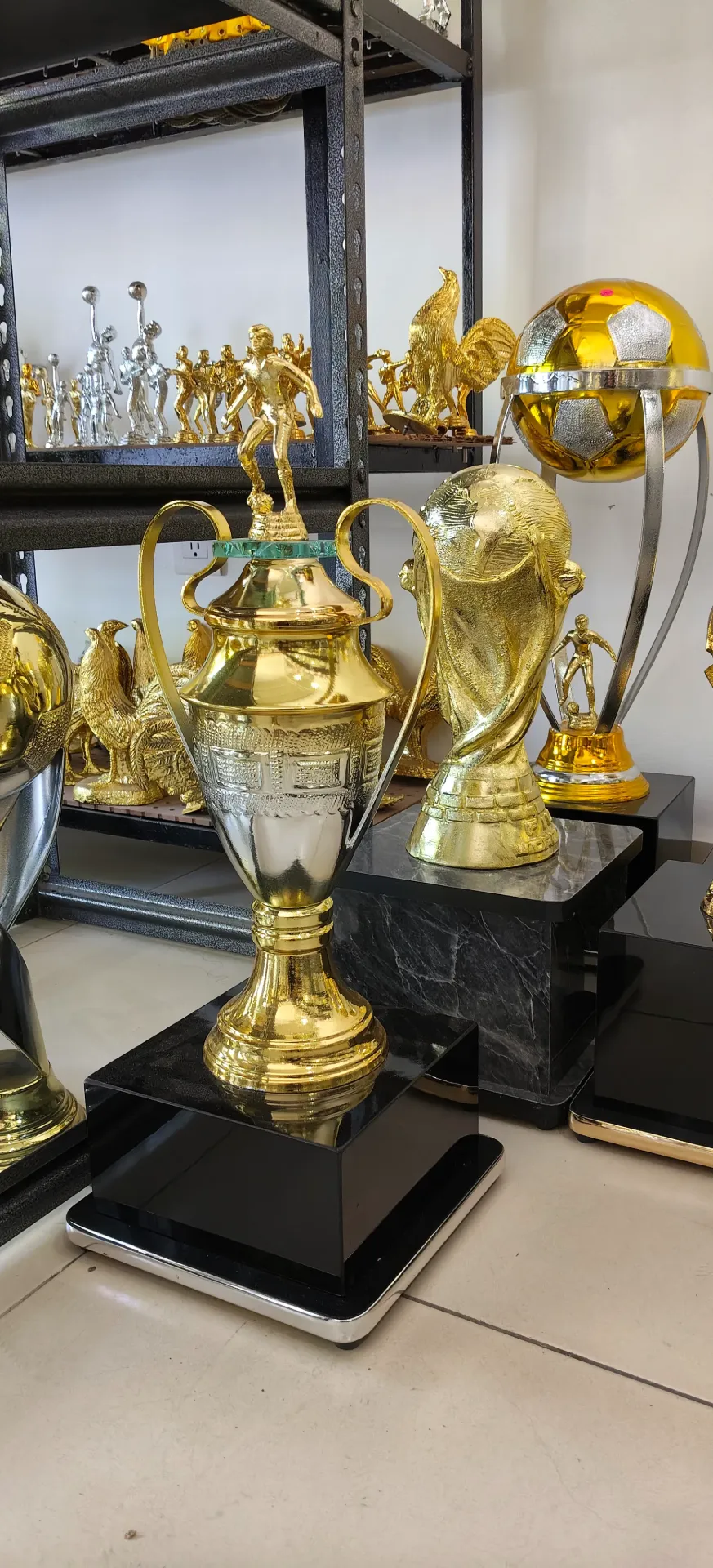 Copa Europea Oro con plata con Figura