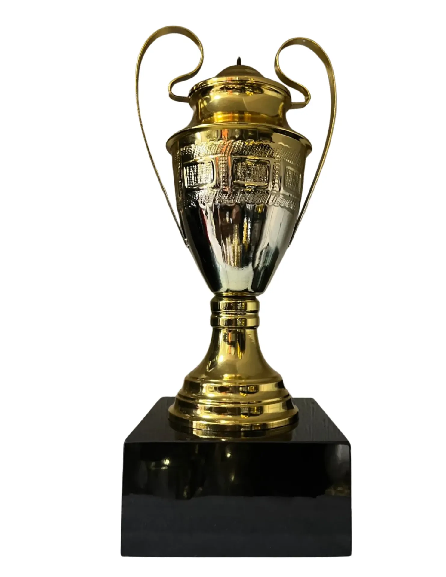 Copa Europea Grabada Oro con Plata 58 cm