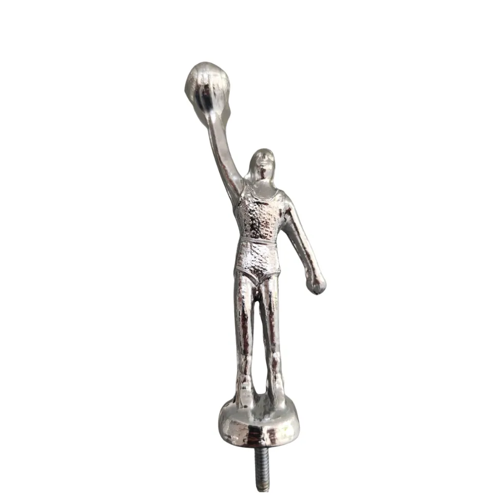 Figura Basquetbol Plata Chica