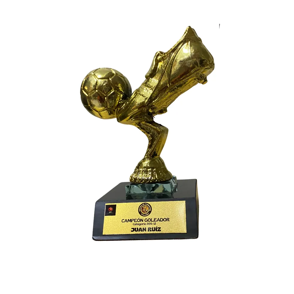 Goleador balon con zapato Oro caja chica 25 cm